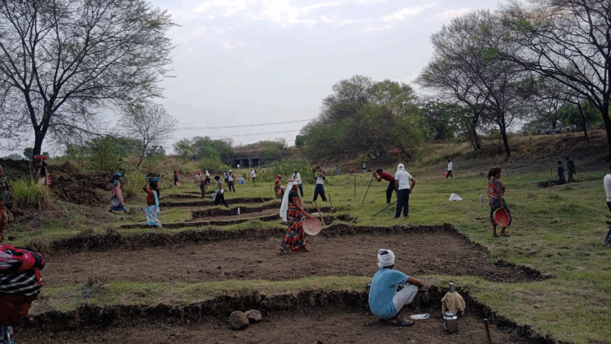 People digging as part of a MGNREGA work project